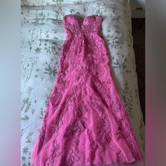 Sherri Hill | Dresses | Sherri Hill 54227 Leaf Lace Embroidered Corset Top  And A Sweetheart Neckline | Poshmark